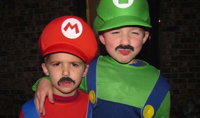 Geeks Argue About Mario After Hours