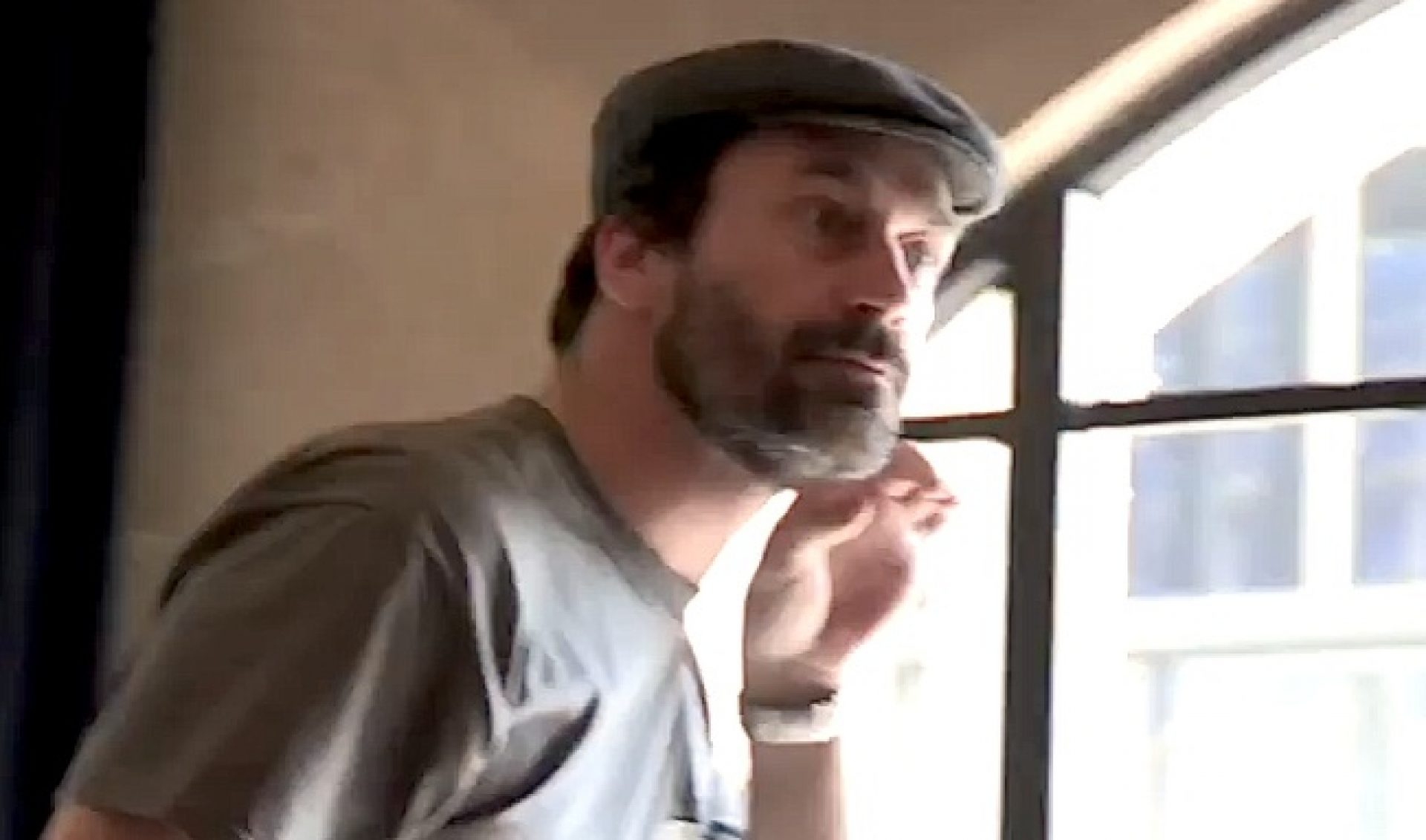 Jon Hamm and More ‘Mad Men’ Go Bowling with the Nerdist