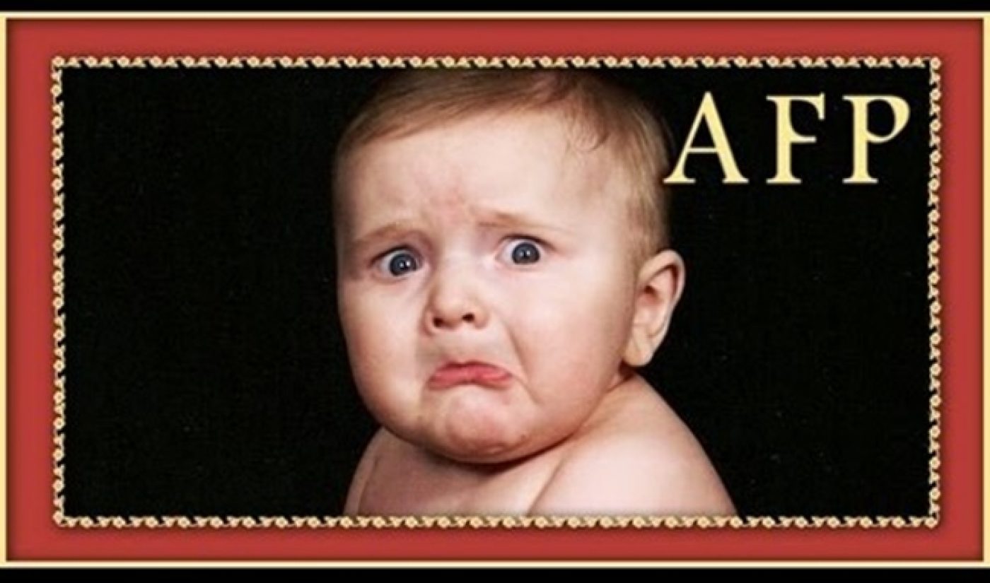 Awkward Family Photos Web Show Debuts on Nerdist