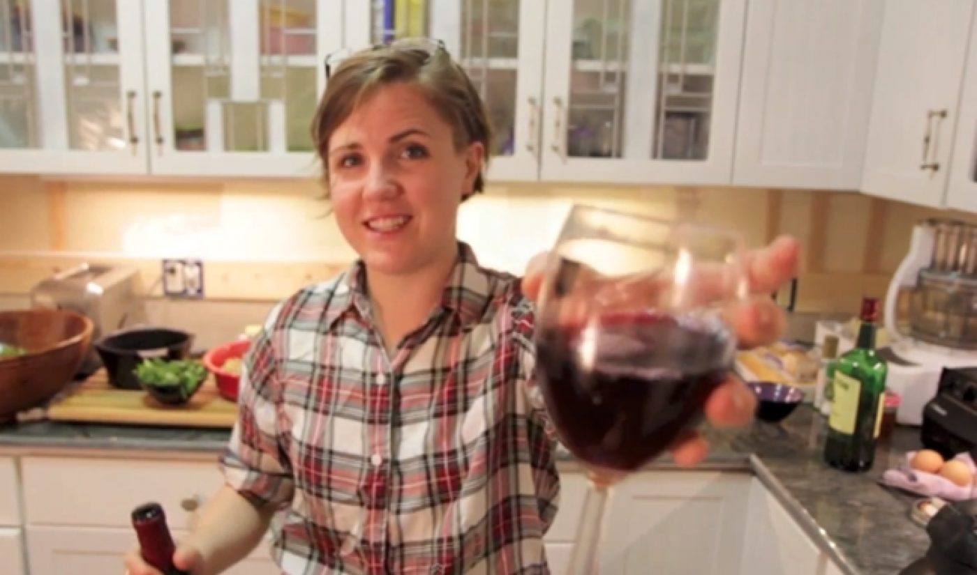 Hannah Hart Is Vlogging Up A Storm On Her Continental Road Trip