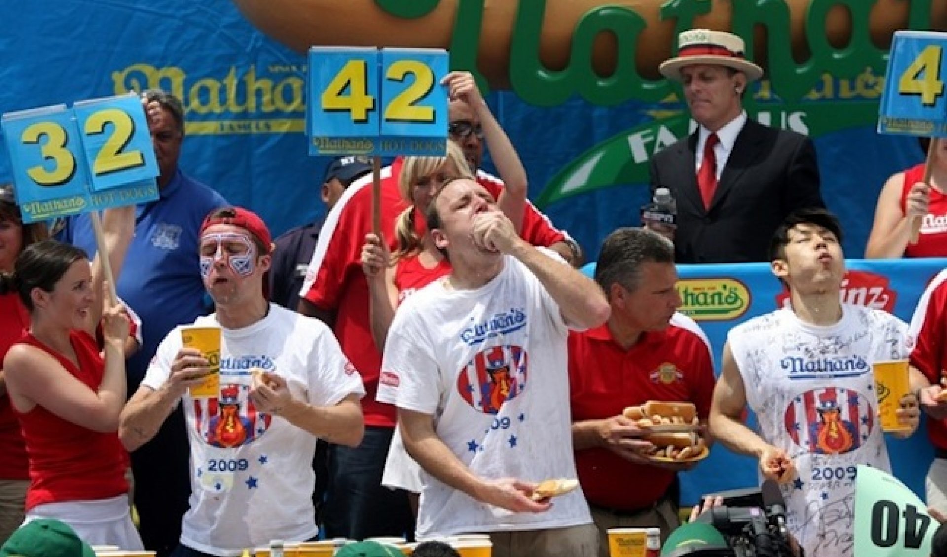 Watch Nathan’s Fourth Of July Hot Dog Eating Contest LIVE Online