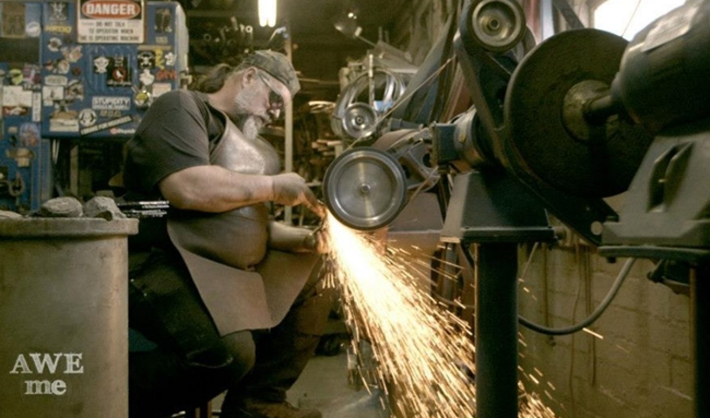 YouTube Millionaires: AWEme Amazes, Wows, Educates One Million Fans