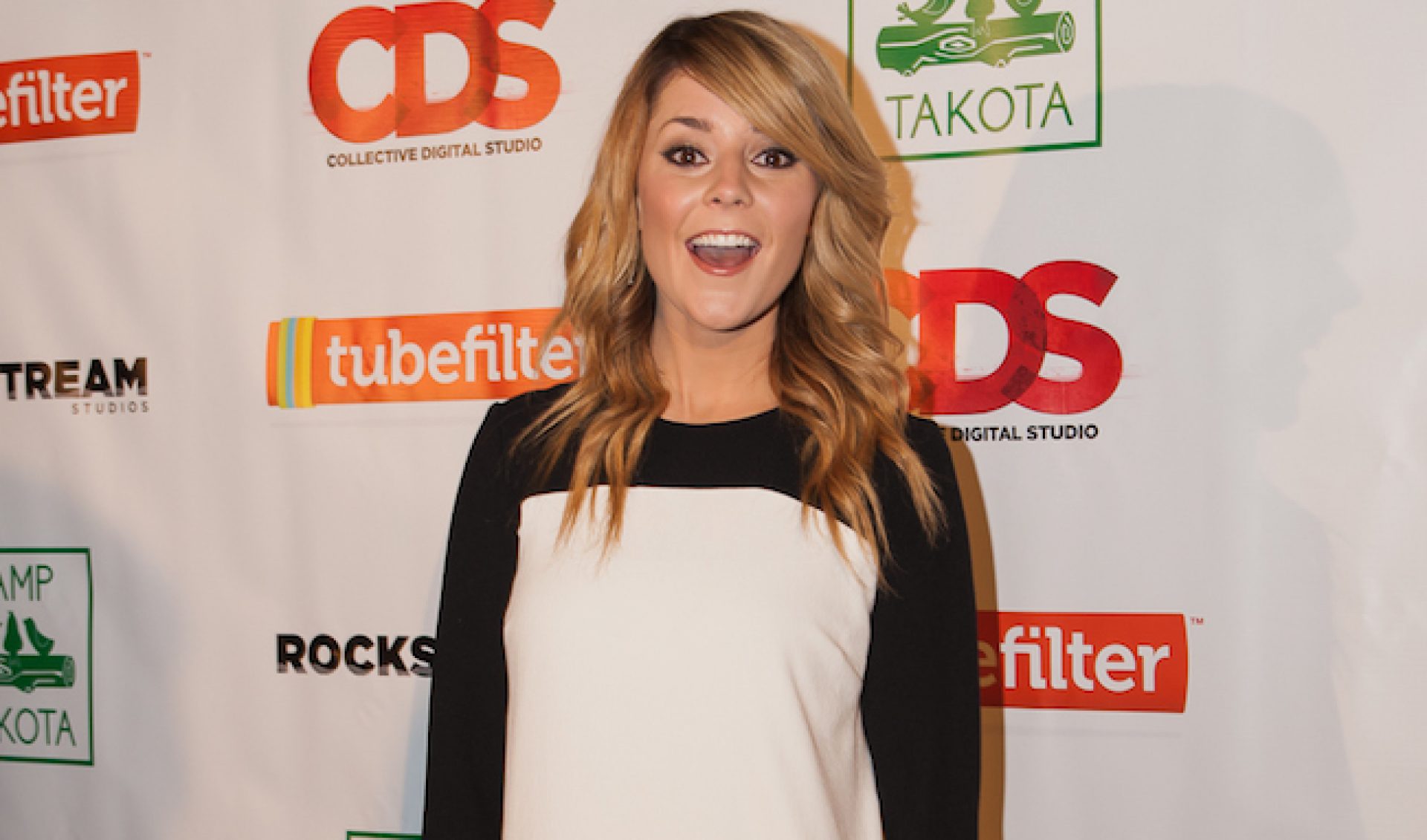 Top 100 Most Subscribed YouTube Channels Worldwide • January 2014