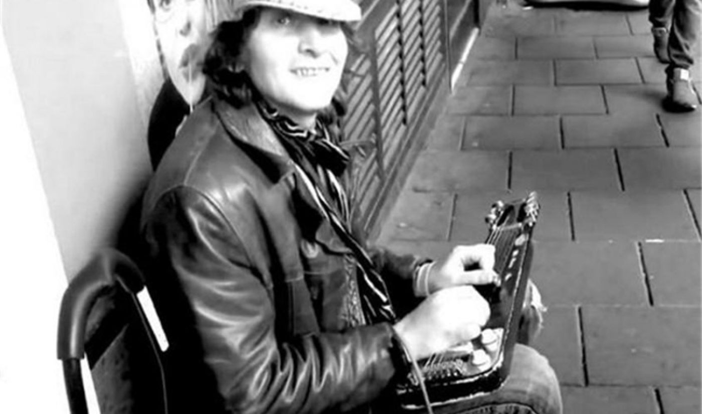 With Help From YouTube, A Busker Shares His Songs Online