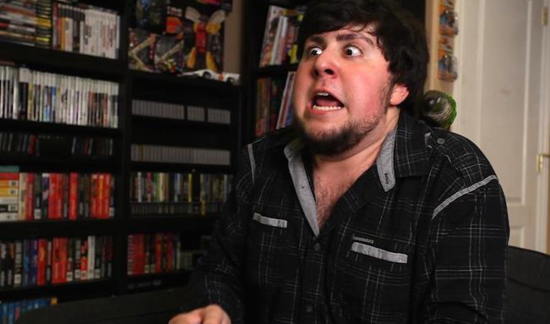 YouTube Millionaires: JonTron Makes Terrible Video Games Great