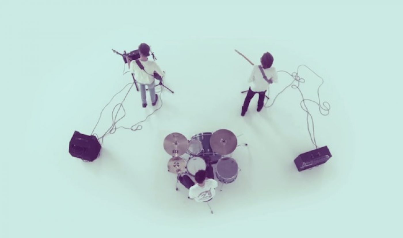 Must-Watch Music Videos: Looks Summits “Everest” With Synth And Pop