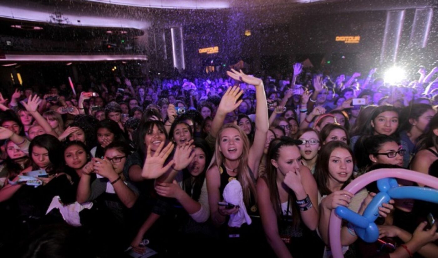 Ryan Seacrest,  DigiTour Search For The Next YouTube Or Vine Star