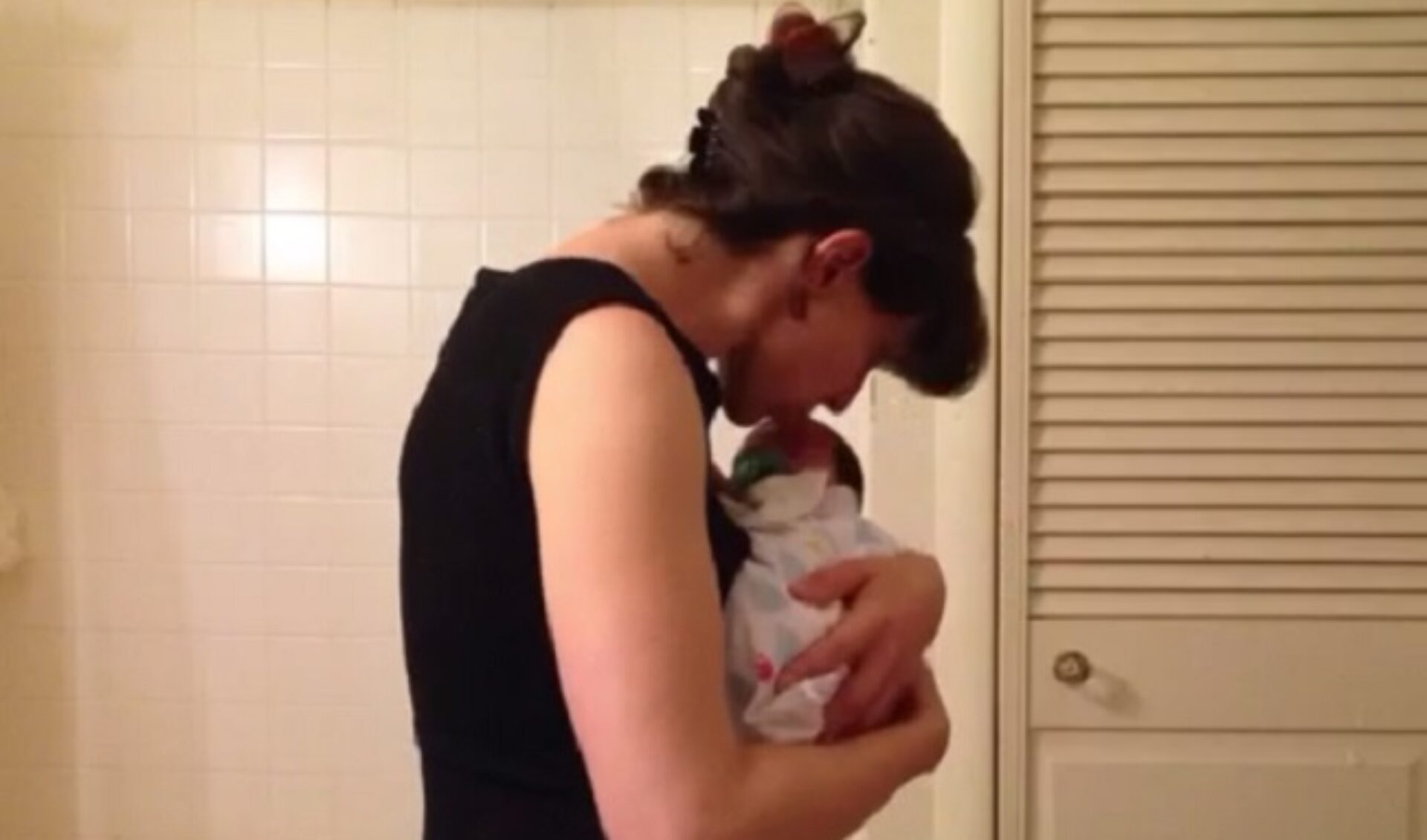 New Father Captures Nine Months of Pregnancy in Six-Second Vine Video