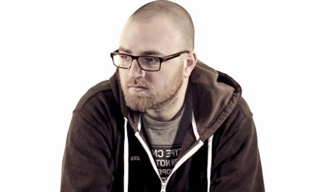 YouTube Millionaires: Tech Expert Provides Viewers With Unbox Therapy