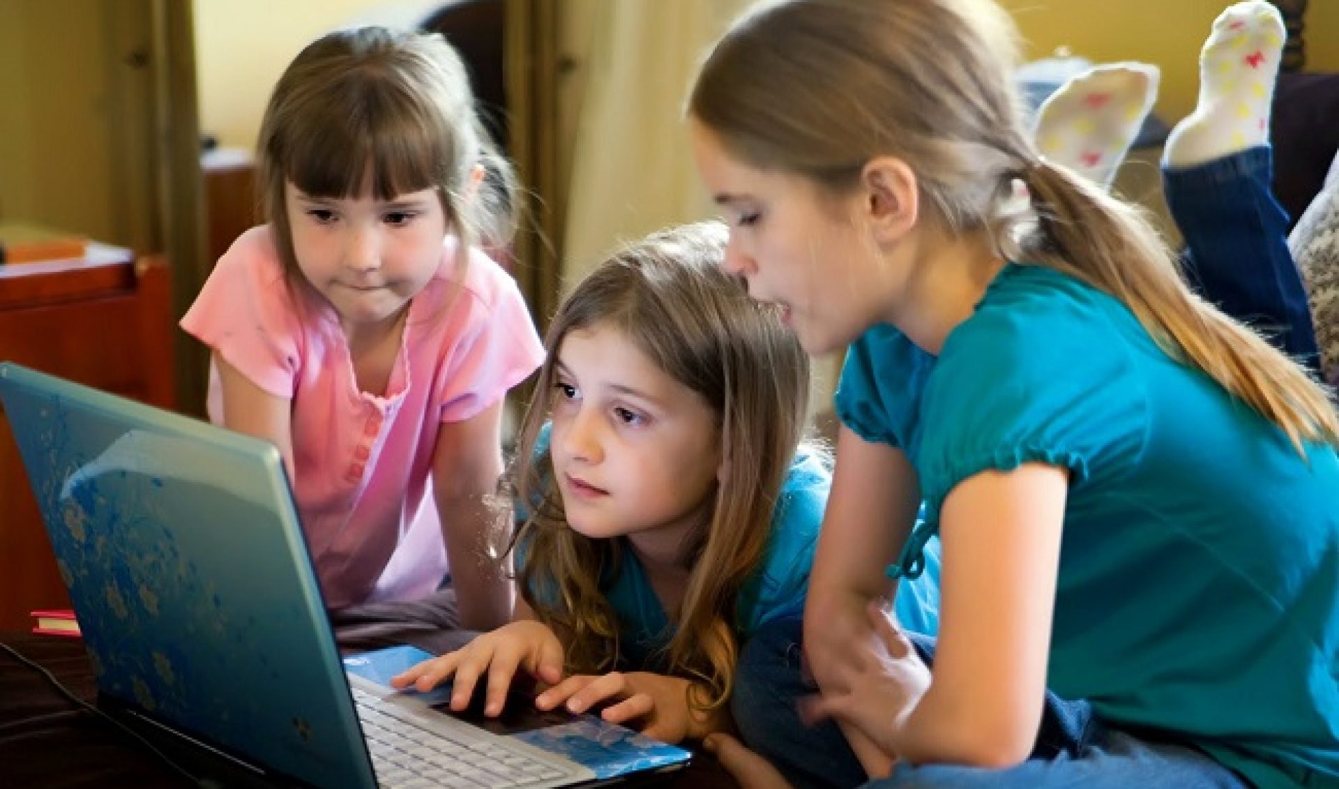 Study: Tweens Choose YouTube As Their Favorite Site