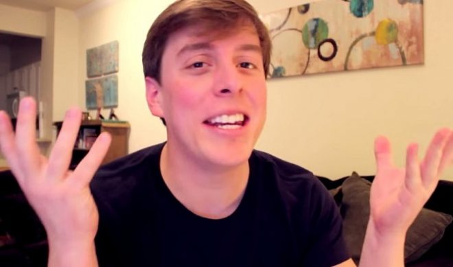 Vine Personalities Encourage Fans To Do Good Deeds This Christmas With #Givemas