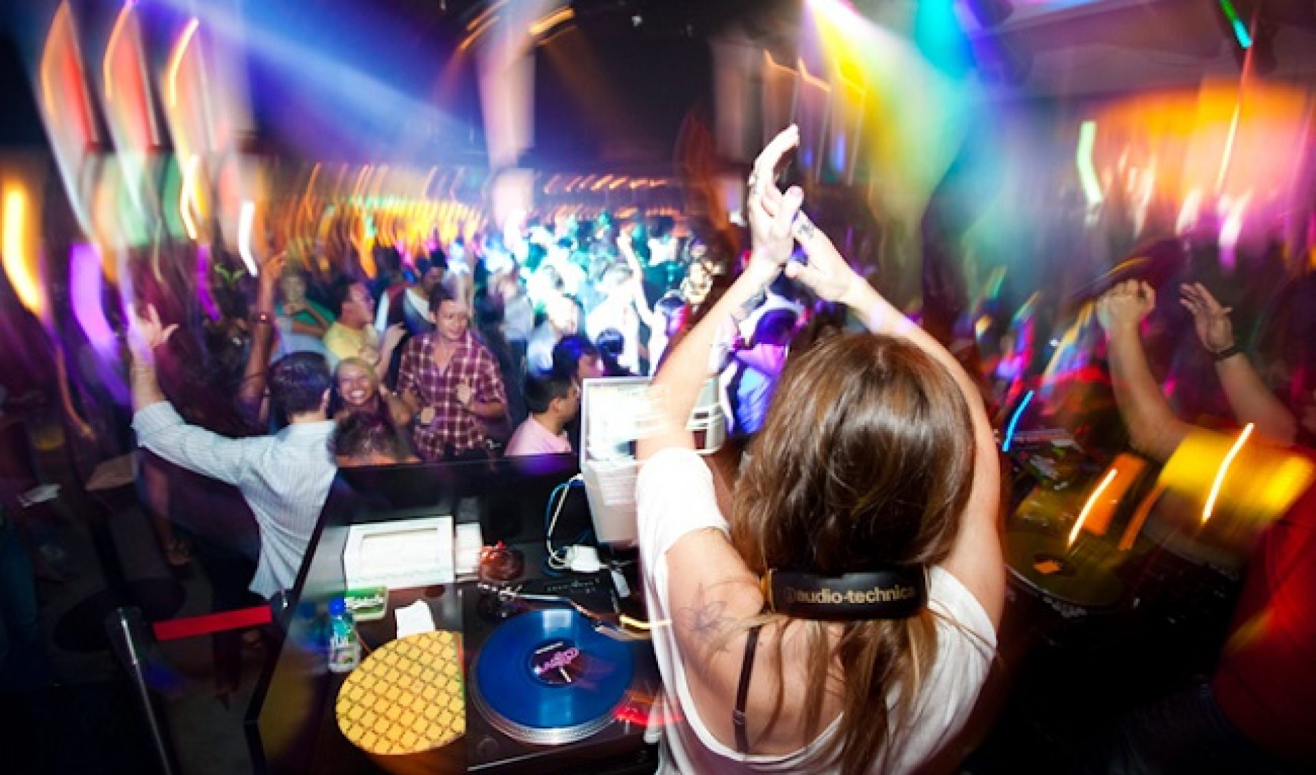 Nine EDM Videos Generated 2.3 Billion Views On YouTube In 2014 (Infographic)