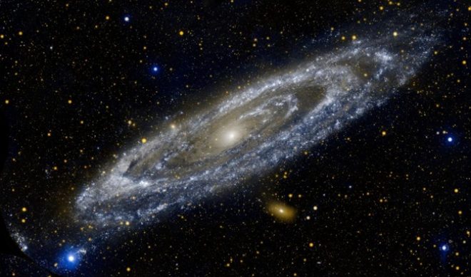 Check Out This Awe-Inspiring Trip Through The Andromeda Galaxy