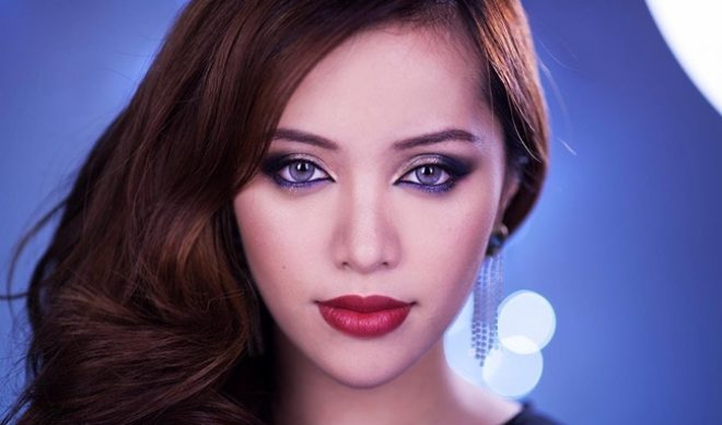 YouTube Star Michelle Phan Joins First Lady Michelle Obama In Tokyo