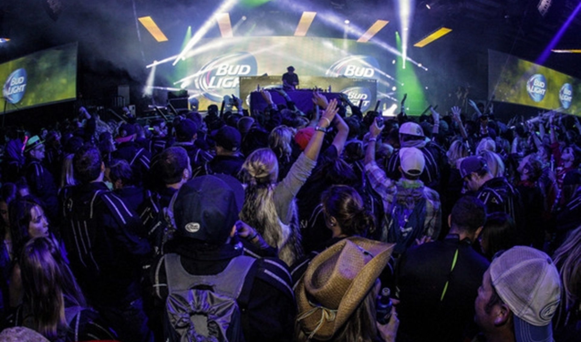 Tinder Tests Out Its First Ever Video Ad