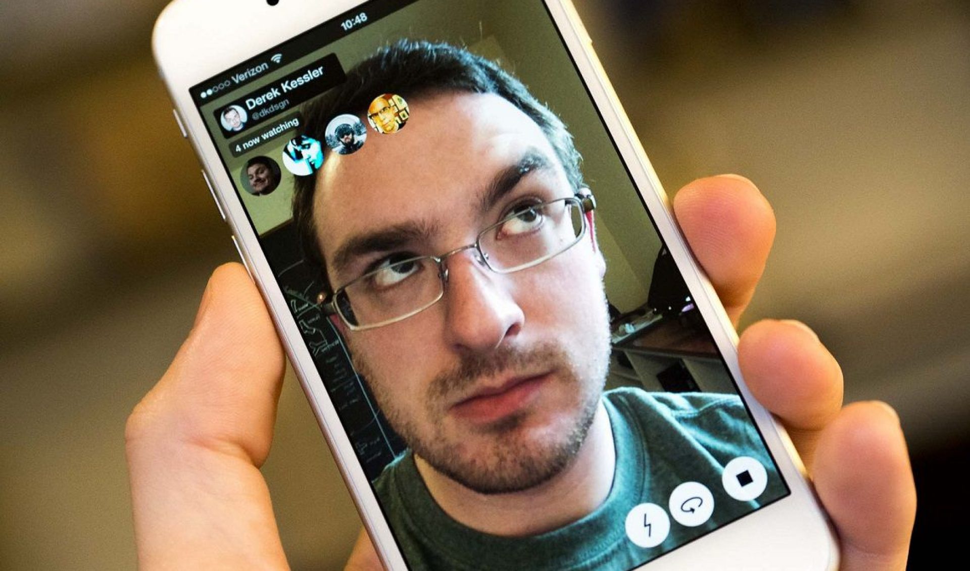 Meerkat Adds Ability To Let Friends Take Over Your Live Stream