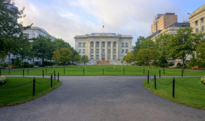 Harvard Medical School Adds YouTube Videos To Its Courses