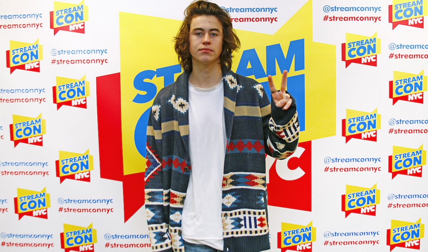 Nash And Hayes Grier Join Michelle Obama’s Healthy-Eating Organization FNV As Ambassadors