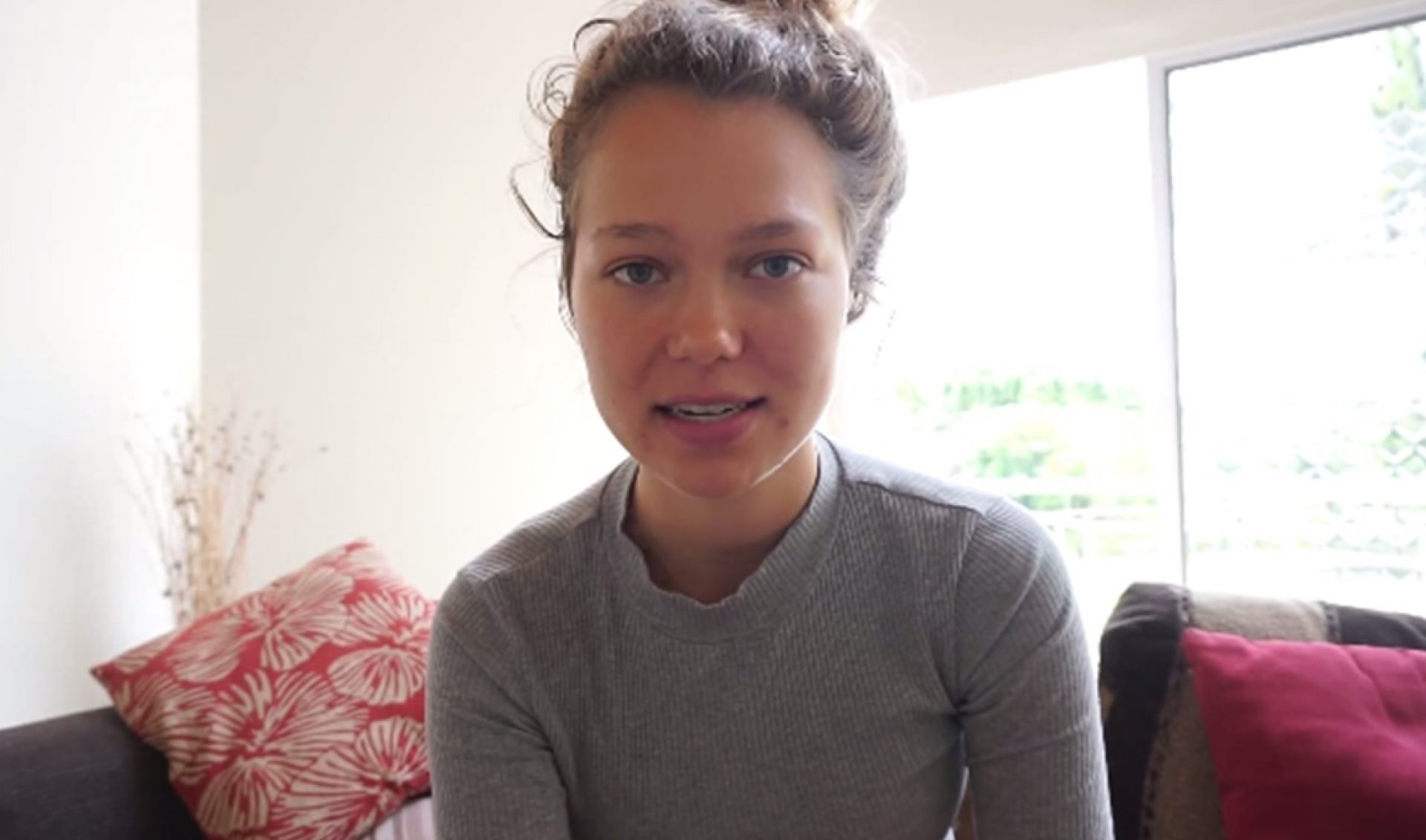 Instagram Star Essena O’Neill Quits “Edited And Contrived” Social Media Life