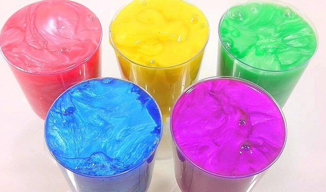 Doctor Cautions Against Ingredient Frequently Used In YouTube Slime Videos For Kids
