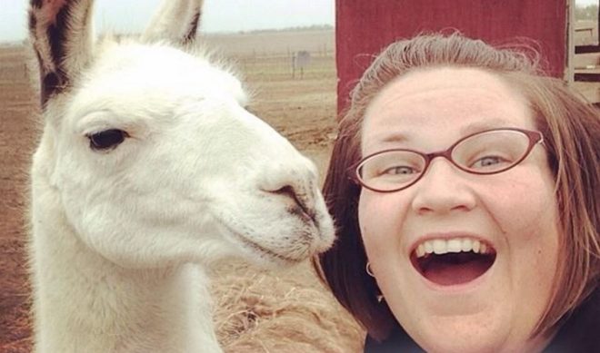 After Dallas Shootings, Chewbacca Mom’s Viral ‘Heal The World’ Cover Draws Mixed Reviews