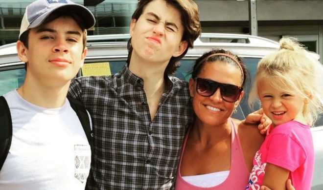 Mom To Nash And Hayes Grier Signs With Awestruck For Lifestyle Channel Launch