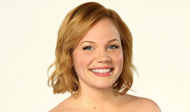 YouTube Star Lisa Schwartz Headlines New ABC Digital Series ‘This Isn’t Working’