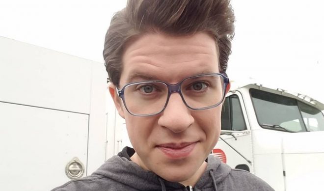 Food Network Star Justin Warner To Debut Daily Cooking Show Exclusively On Twitch