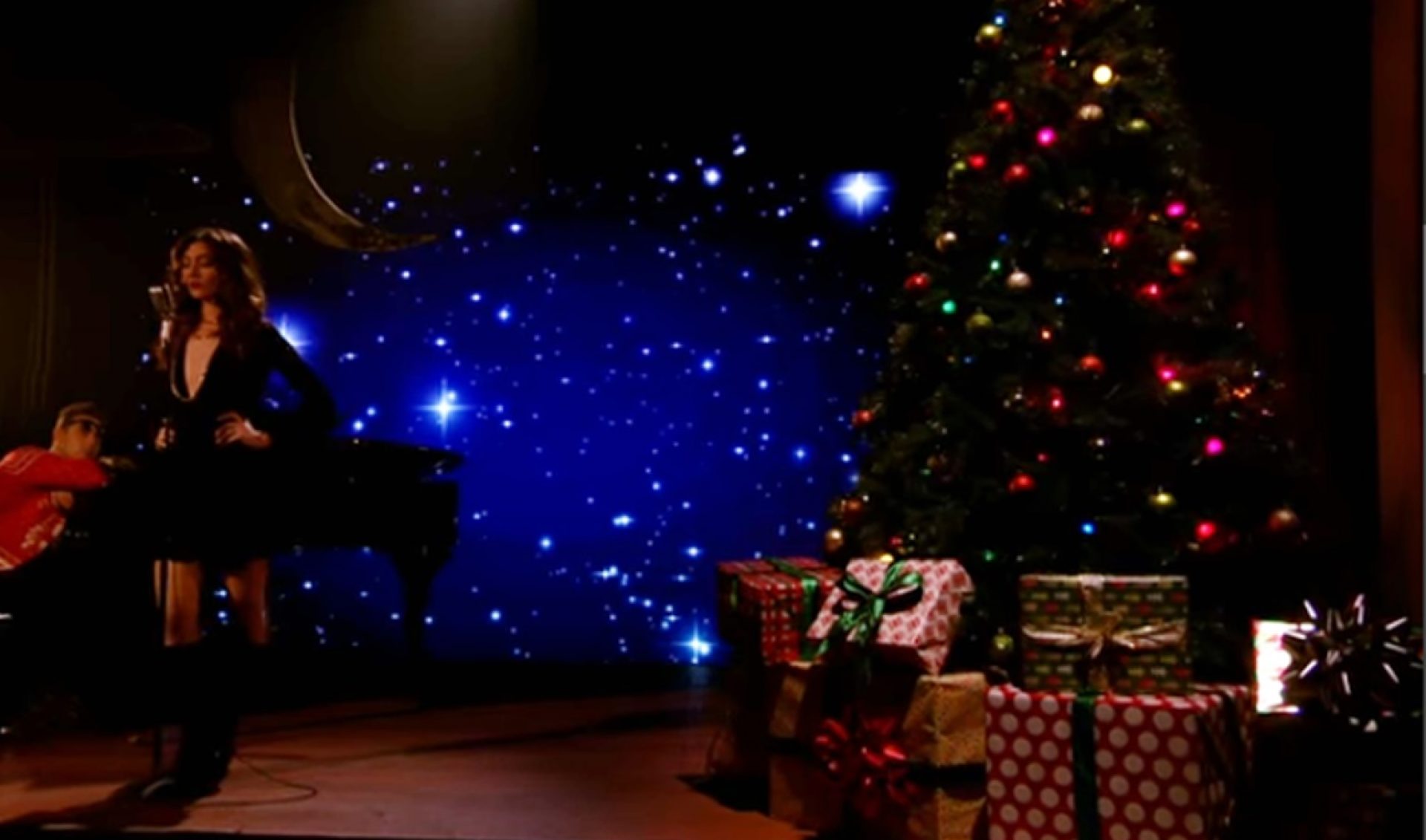 YouTube Stars Take The Stage In Support Of Upcoming Film ‘Sing’