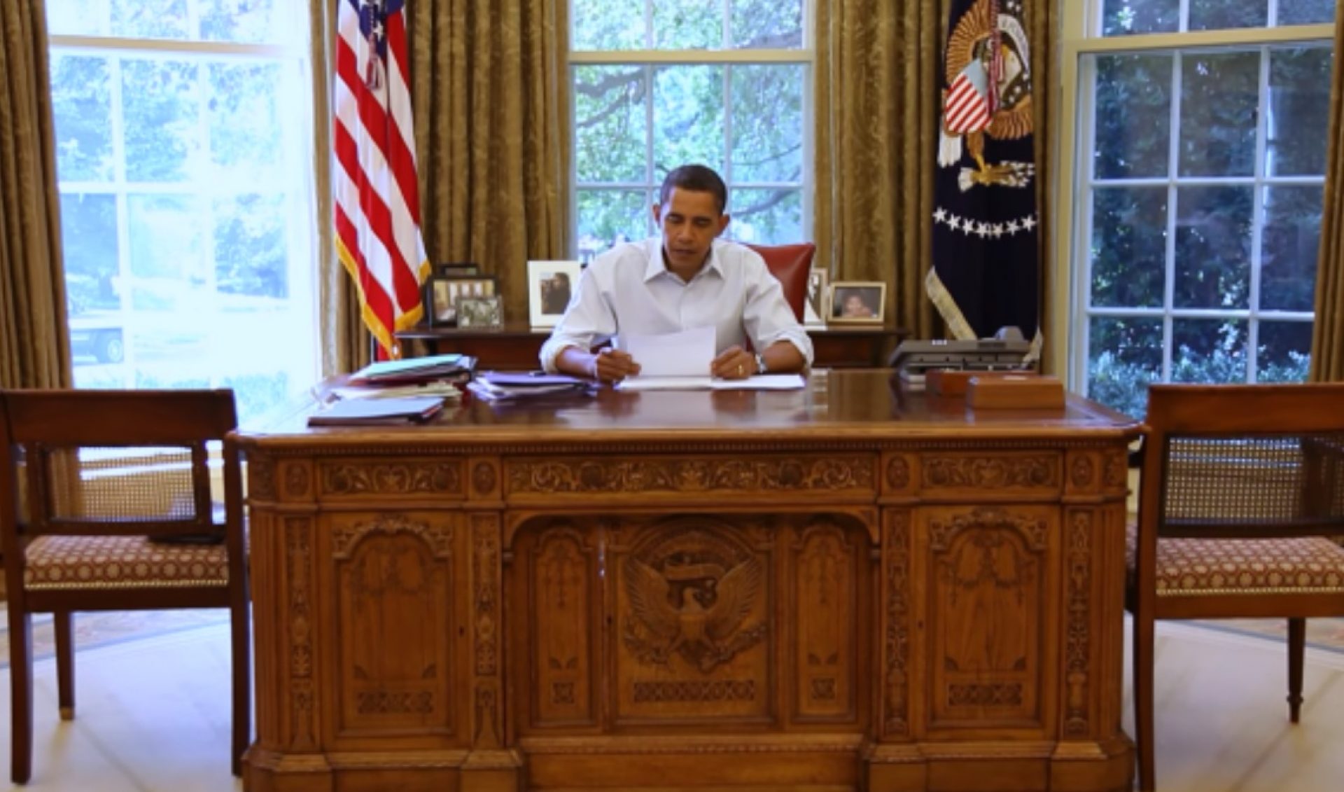 White House YouTube Channel Sees Off President Obama With Video Tribute