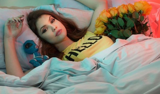 Amanda Cerny To Host Life Advice Show On Streaming Platform Live.ly