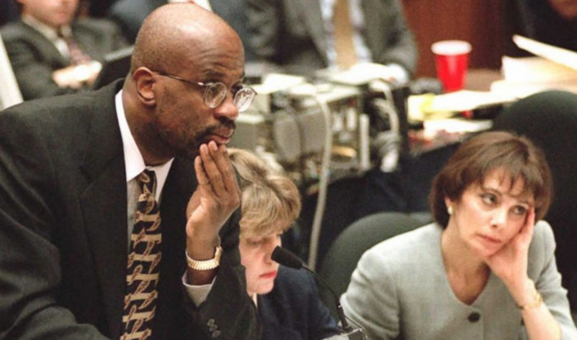 Oxygen To Promote New True Crime Series By Letting Reddit Users Question Famous Jurors