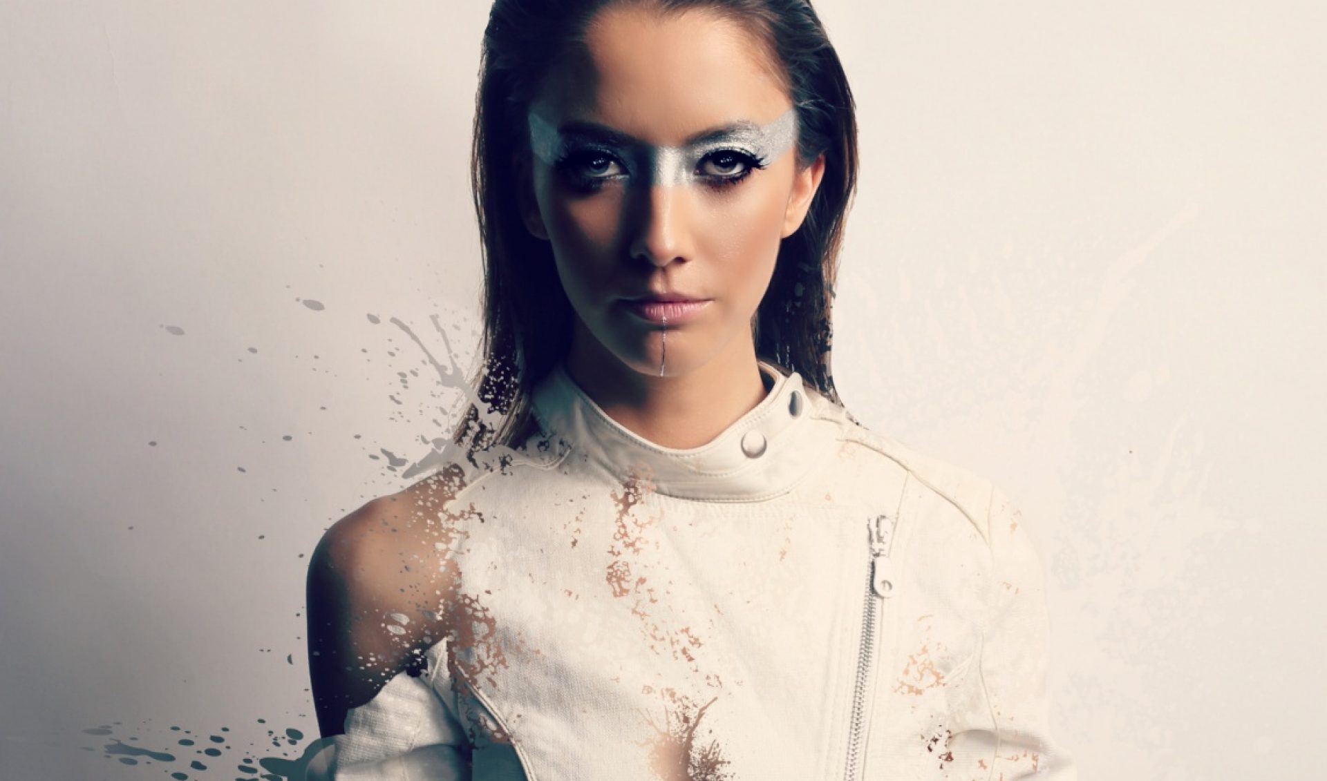 Taryn Southern Shares First YouTube Music Video For Album Composed Entirely By AI