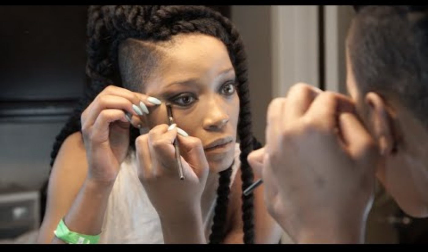 For New York Fashion Week, Elle Promotes Inclusivity Alongside YouTube Stars