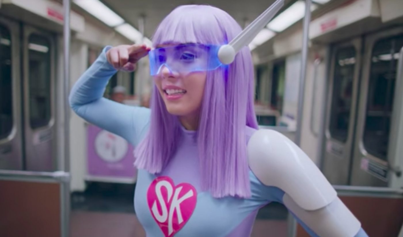 YouTube Stars Mike Diva, Anna Akana Help Los Angeles Metro Promote Proper Transit Etiquette