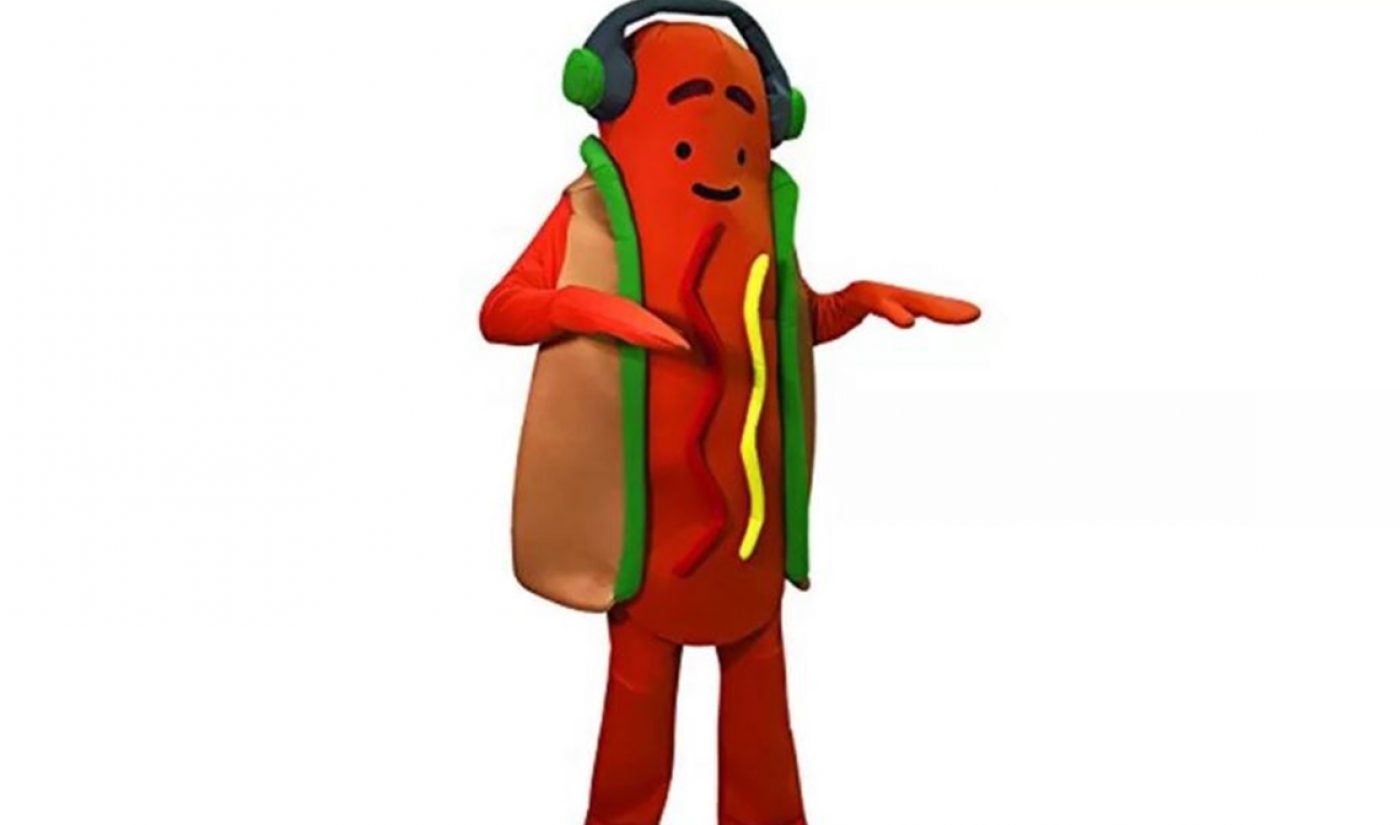 Snapchat’s Latest Product Launch Is An $80 ‘Dancing Hot Dog’ Halloween Costume