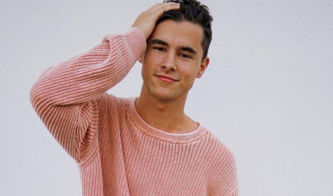 Kian Lawley Discusses Favorite Foods, Acting Inspirations, ‘Zac & Mia’ Character In Tumblr Q&A