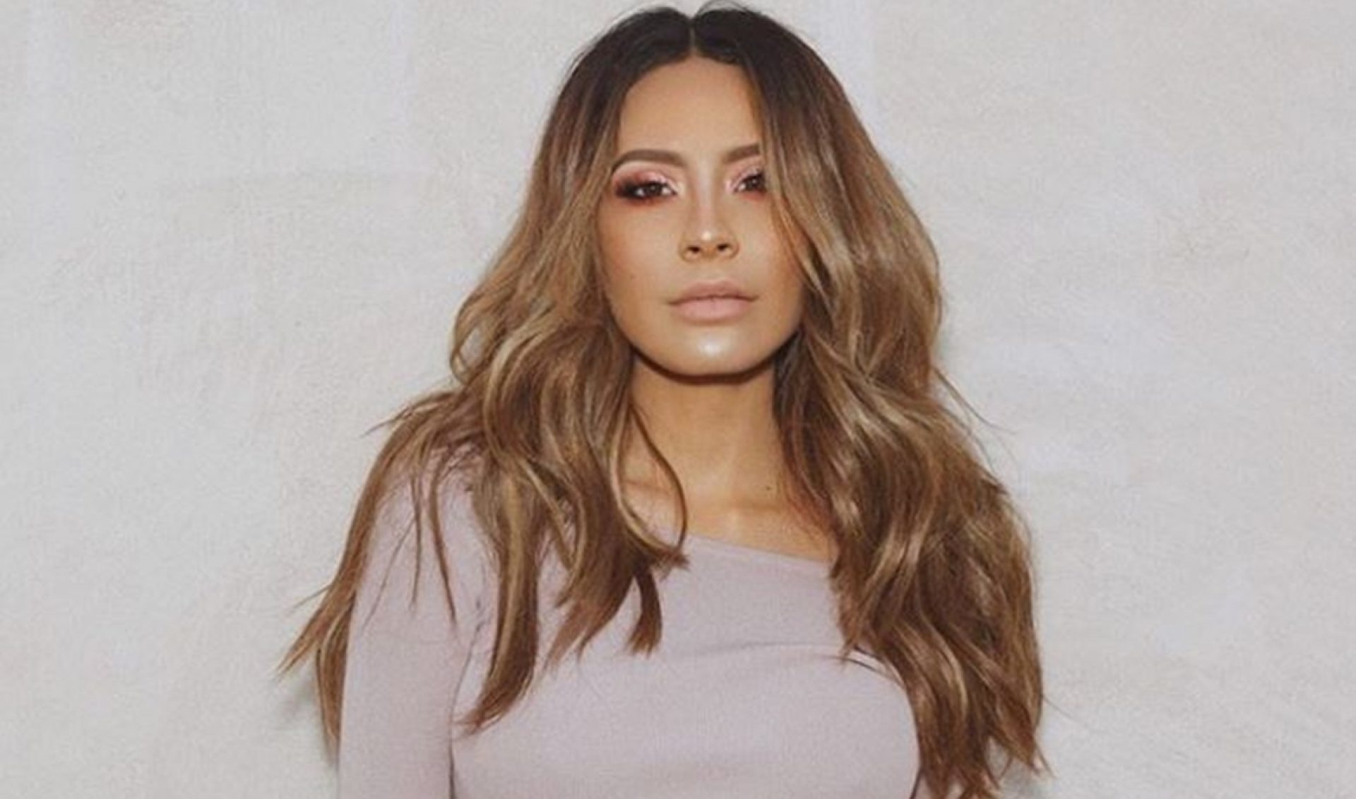 Beauty Vlogger And Entrepreneur Desi Perkins Signs With CAA