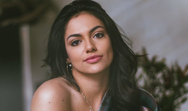 YouTube Star Bethany Mota Dons Disguise For CBS Reality Series ‘Celebrity Undercover Boss’