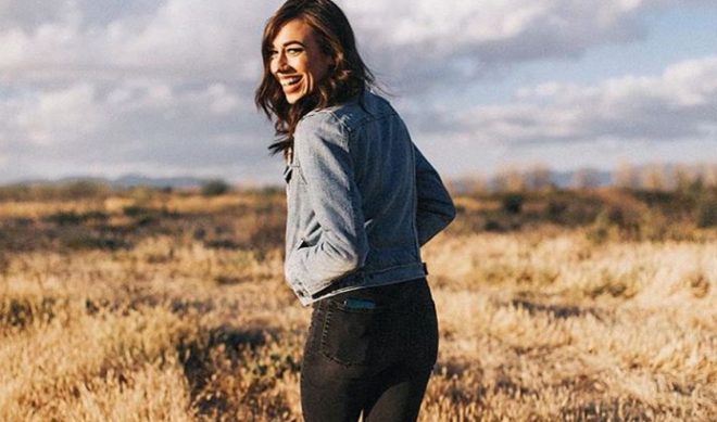 Colleen Ballinger Chats Pregnancy, Miranda Sings’ New Book On ‘Live With Kelly And Ryan’