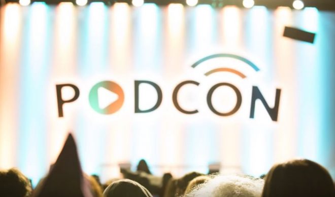 Hank Green Launches Crowdfunding Campaign For Second Annual ‘PodCon’