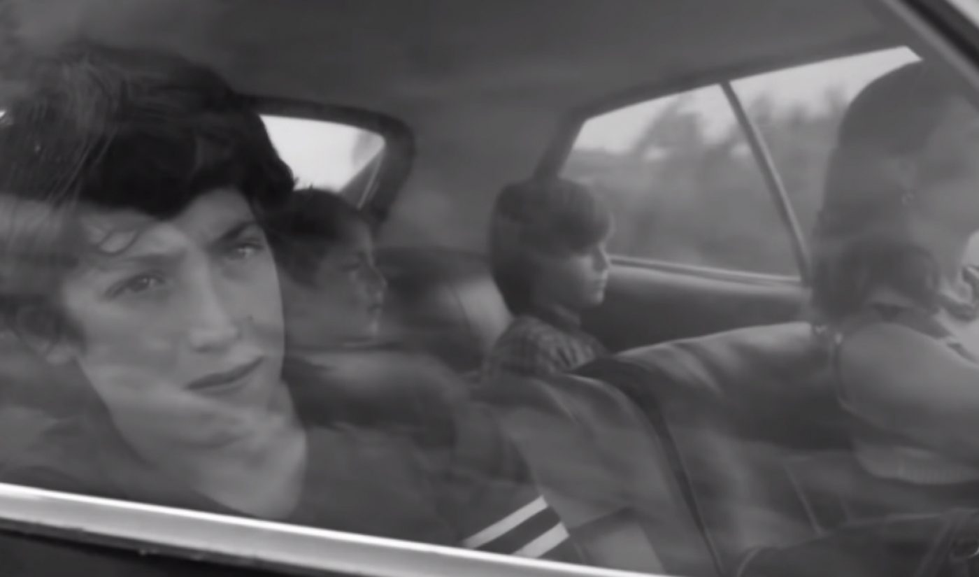 Netflix Eyeing New Theatrical Distribution Strategy For Upcoming Films By Alfonso Cuaron, Paul Greengrass