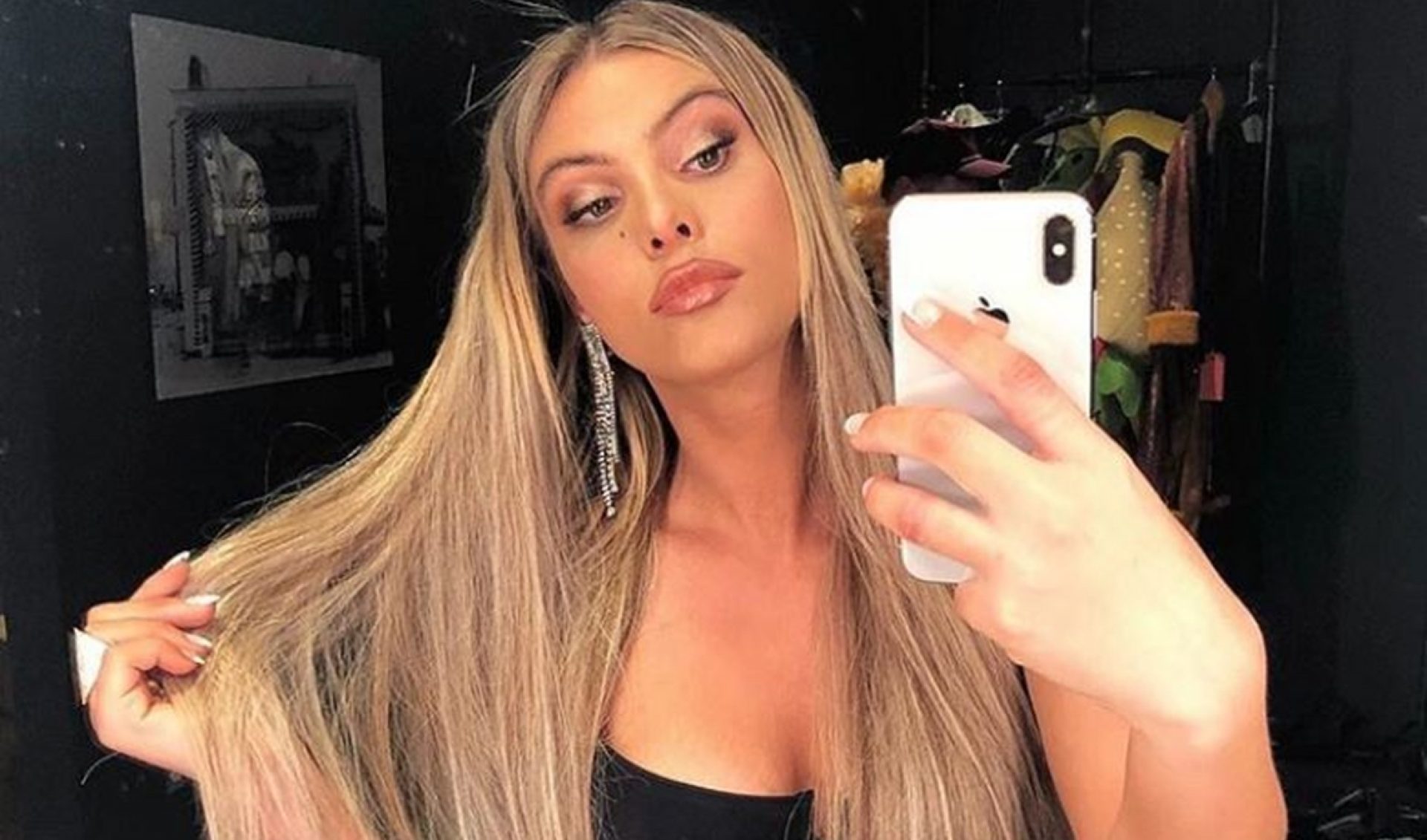 Lele Pons Inks Record Deal With Universal Music Group Imprint ‘10:22 pm’