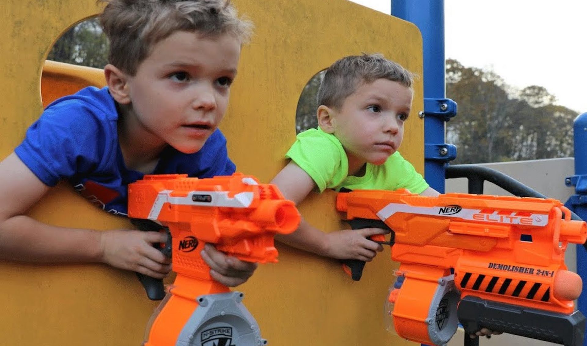 Creators Going Pro: Eight-Year-Old Stars Of Twin Toys (And Their Dad) Turned Family Friendly Nerf Wars Into A Family Business