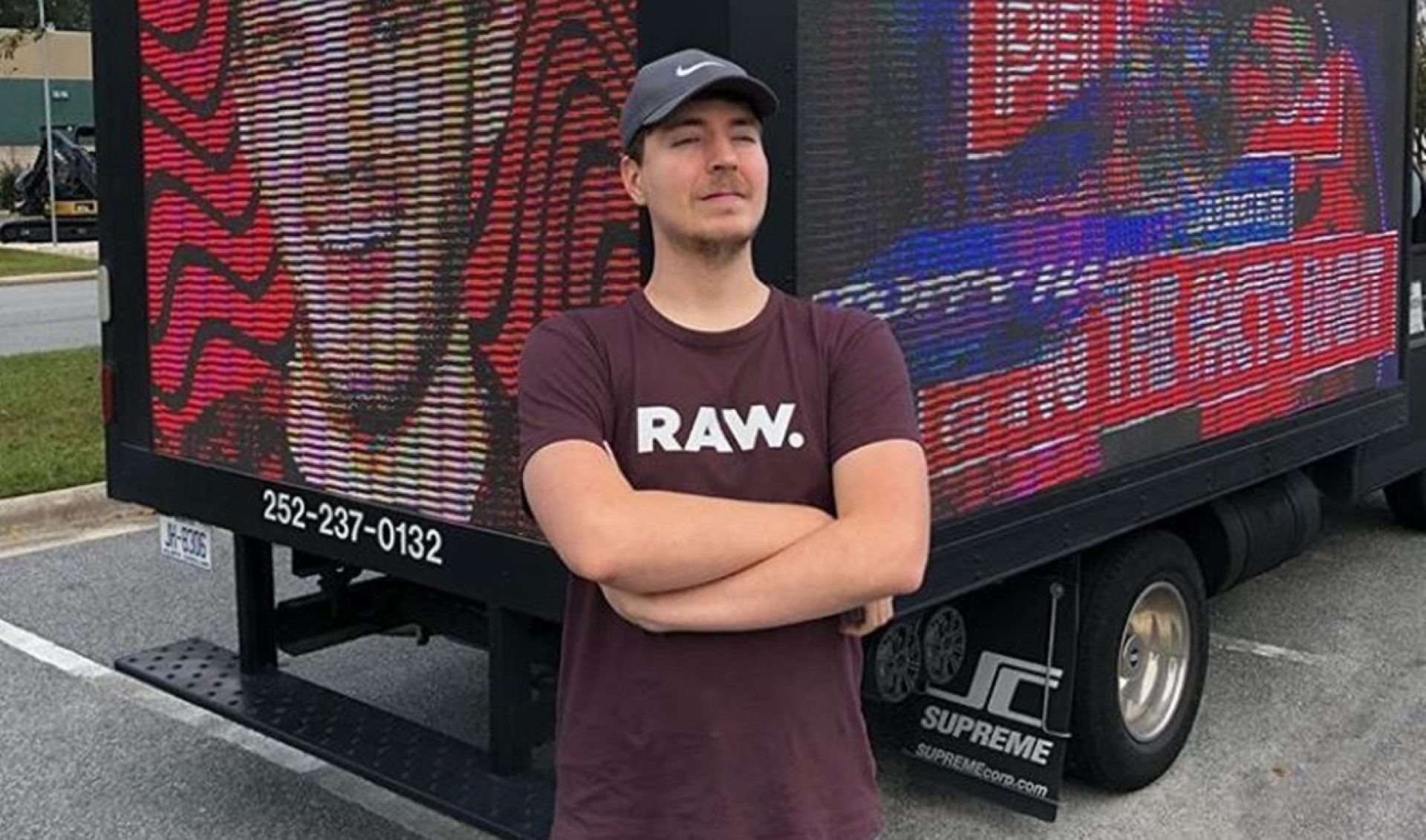 Mr. Beast Launches Last-Ditch Stunt To Keep PewDiePie Ahead Of T-Series, As Gap Temporarily Widens
