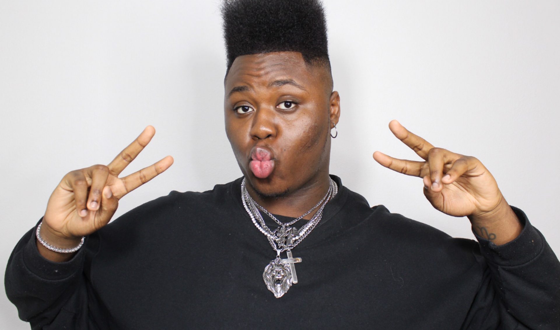 YouTube Millionaires: Denzel Dion Gives Subscribers His Opinion “Straight, With No Chaser”