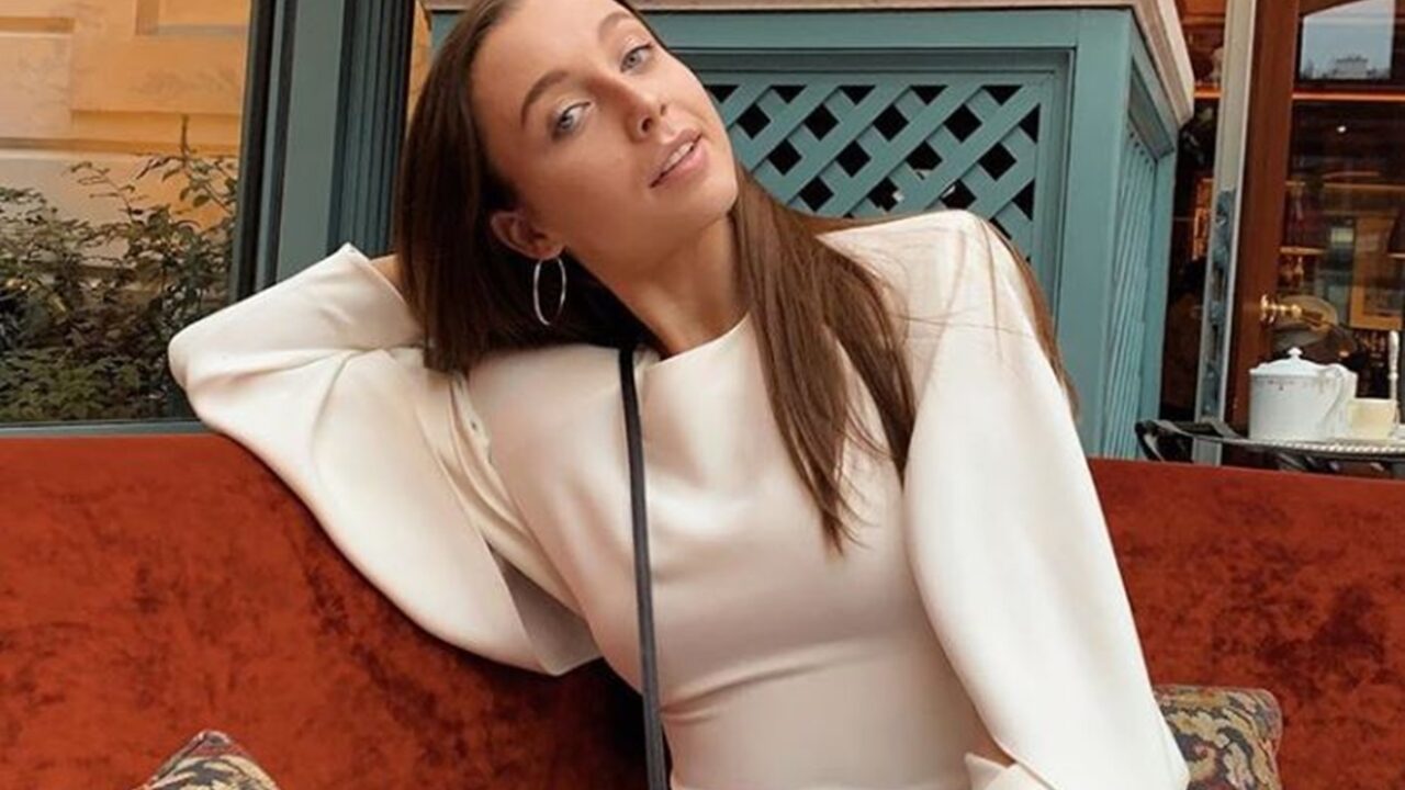 Louis Vuitton steps out with Emma Chamberlain to show off new shoes and  boots - Duty Free Hunter