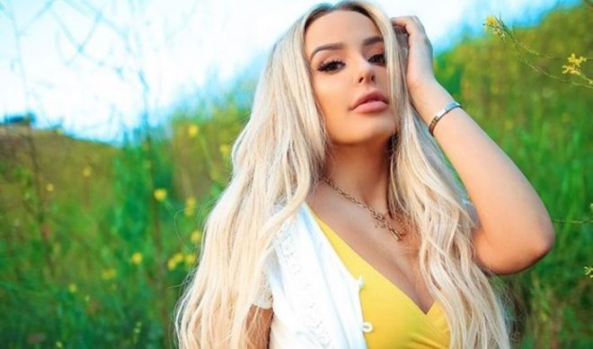 TanaCon Founder Tana Mongeau To Attend VidCon As A ‘Featured Creator’
