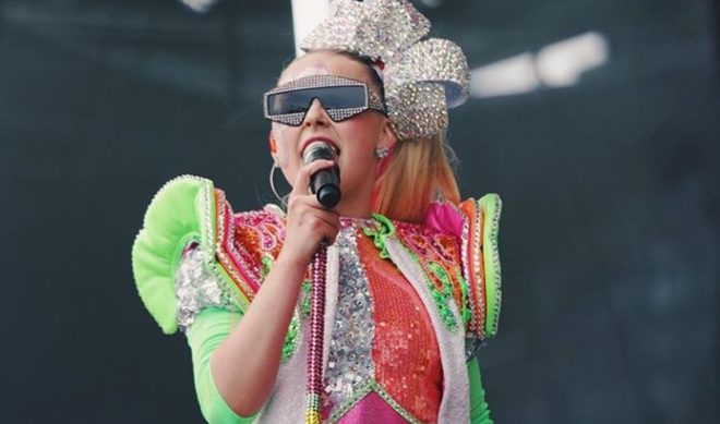 Jojo Siwa Makeup Kit Recalled From Claire’s After Testing Positive For Asbestos
