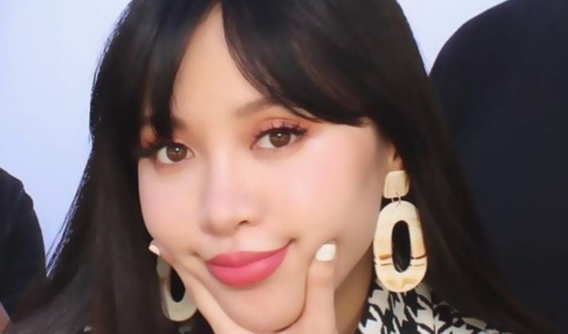 Michelle Phan Returns To YouTube — Though Not With Her Typical Beauty Tutorial Fare